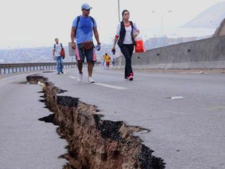 美国加州近海发生7.0级地震