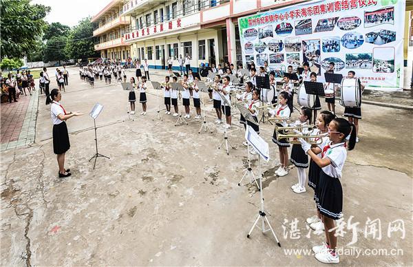 雷州市小学领导团队重塑，引领未来教育新篇章