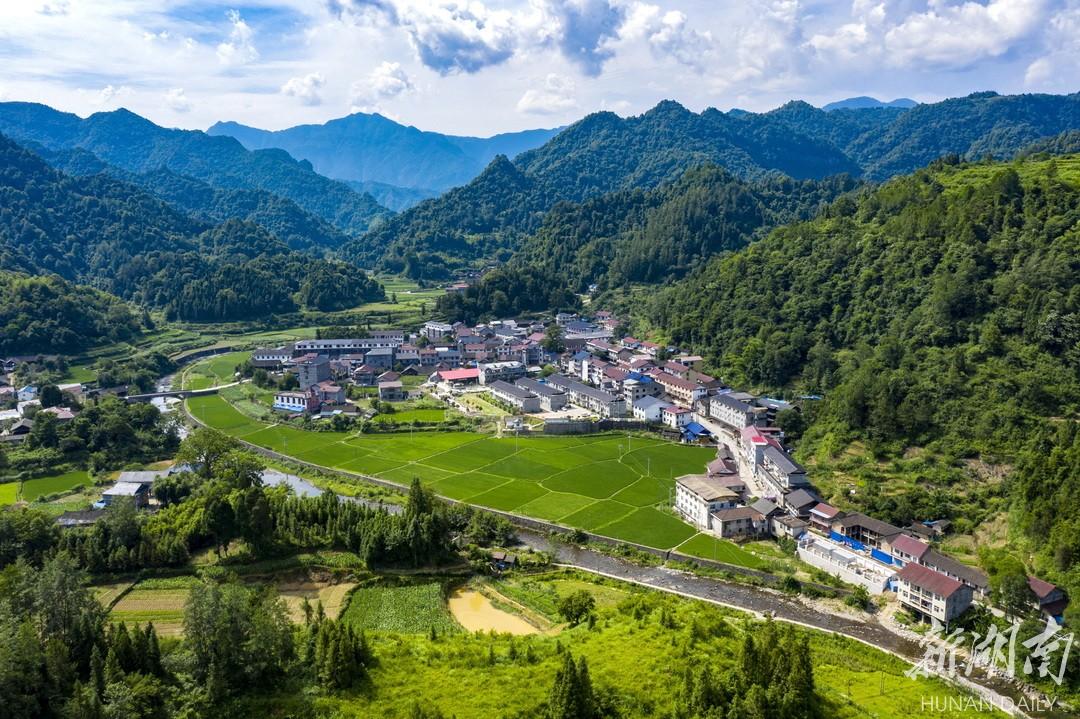 火场土家族乡交通新动态，重塑乡村交通脉络，助力地区繁荣发展